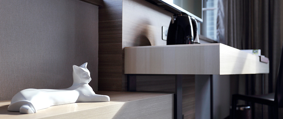 About Hotel Intrendy